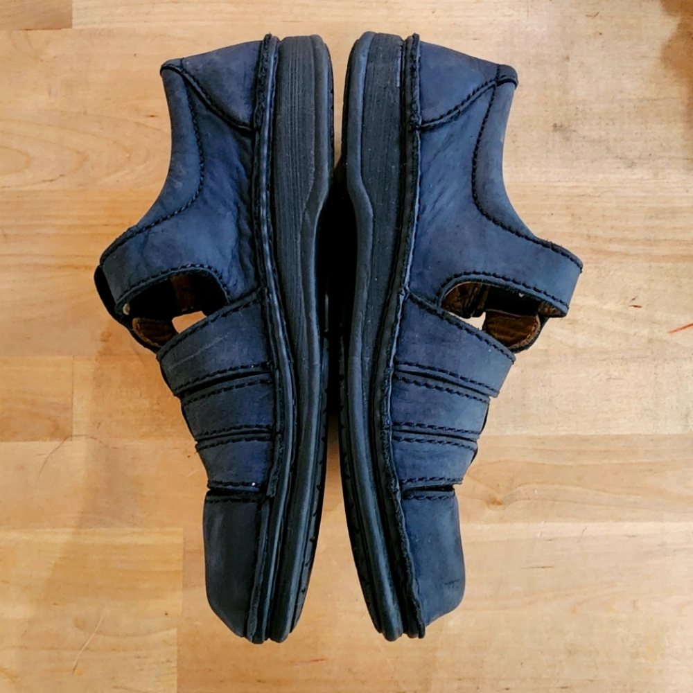 Birkenstock Fisherman sandals Women's size 8 Black leather Buckle